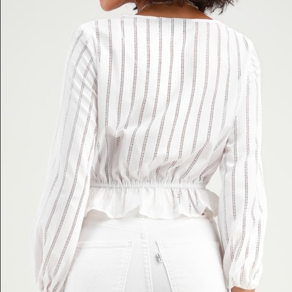 Lulu’s The Fifth Label Top - Picture 2 of 6